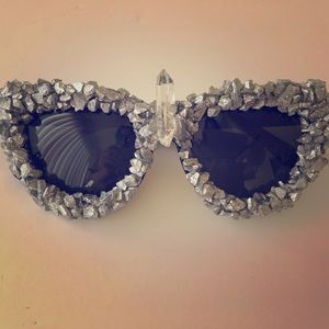 Handmade Quartz Crystal Third Eye Raw Gem Sunnies